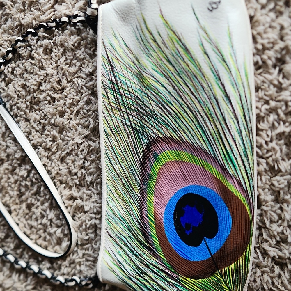 Elliott Lucca Peacock Feather Design Leather Women's Crossbody Bag - Picture 2 of 13